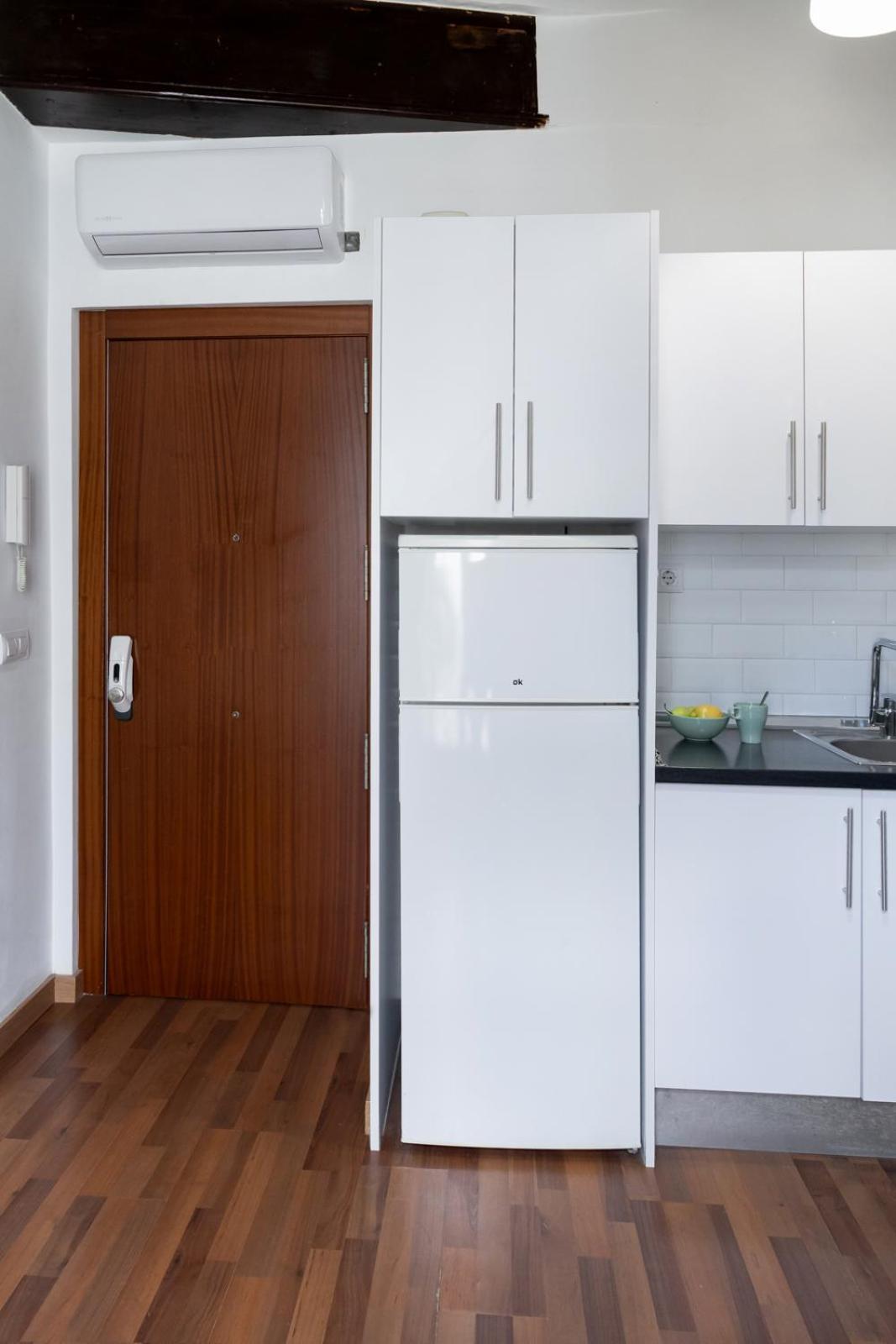 One-Bedroom Apartment,1654302698:JPEG