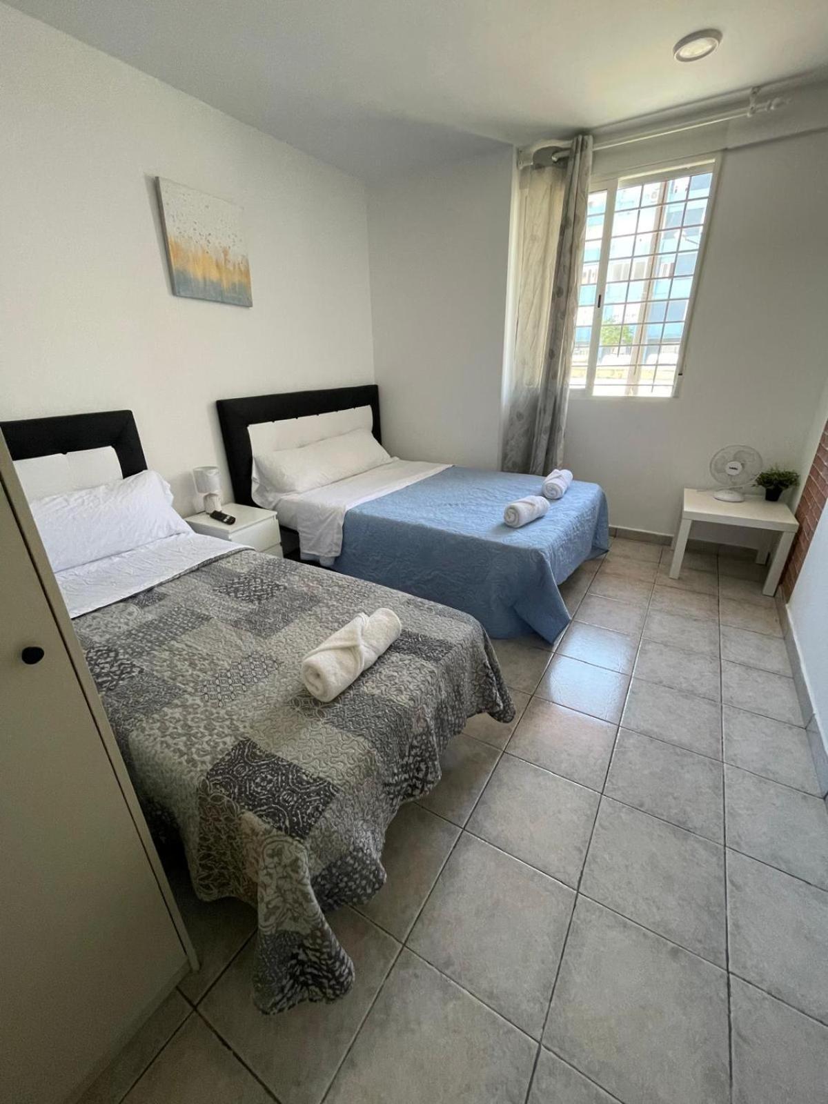 Zweibettzimmer mit eigenem Bad