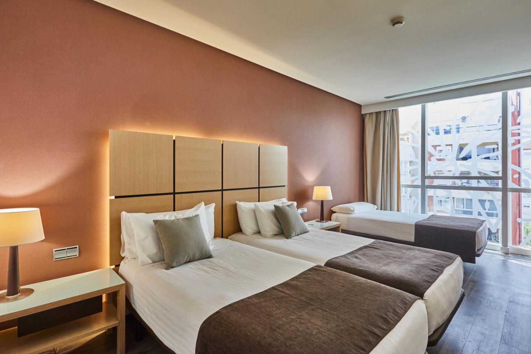 Triple Room,1672563291:JPEG