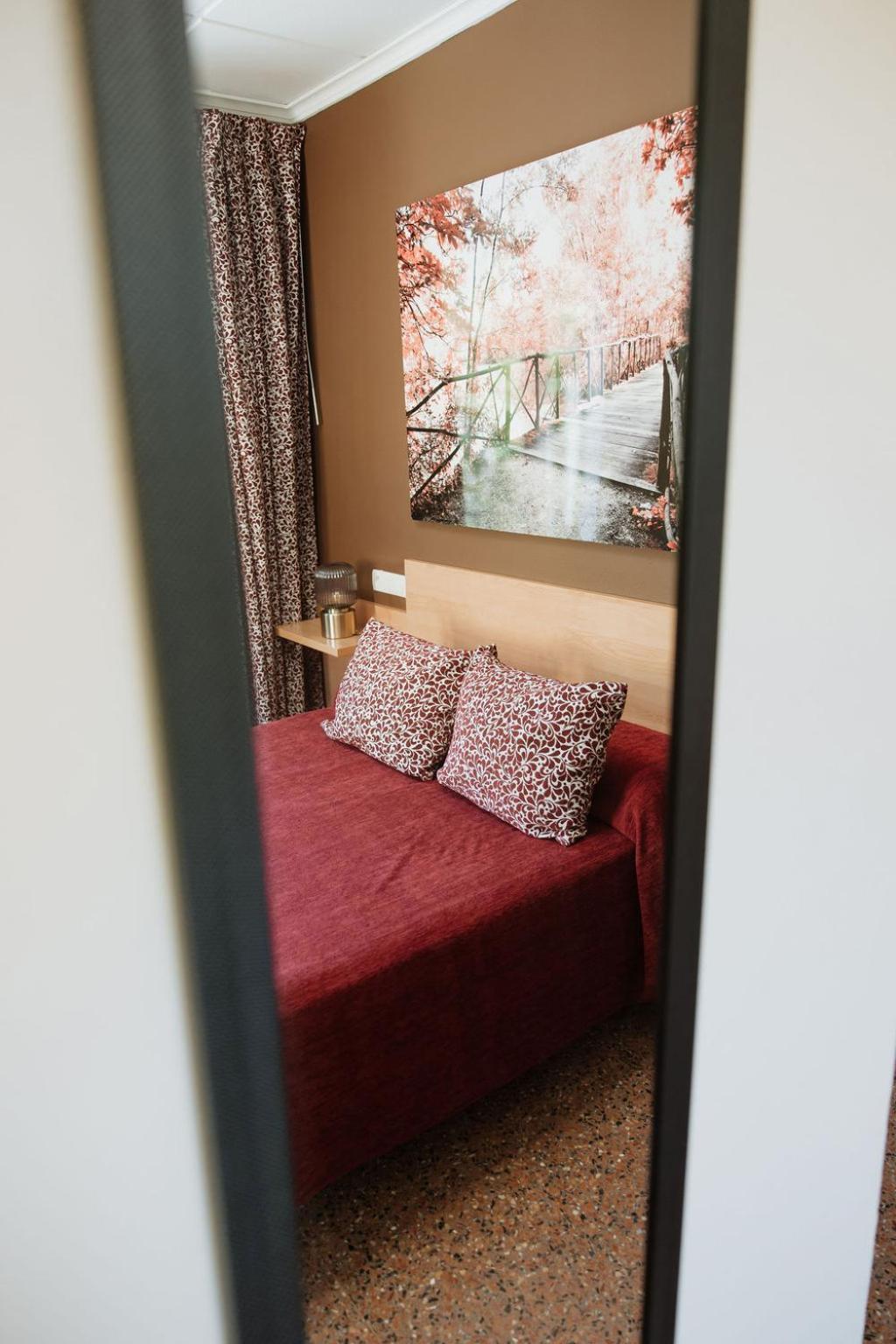 Classic Double Room,1677867234:JPEG