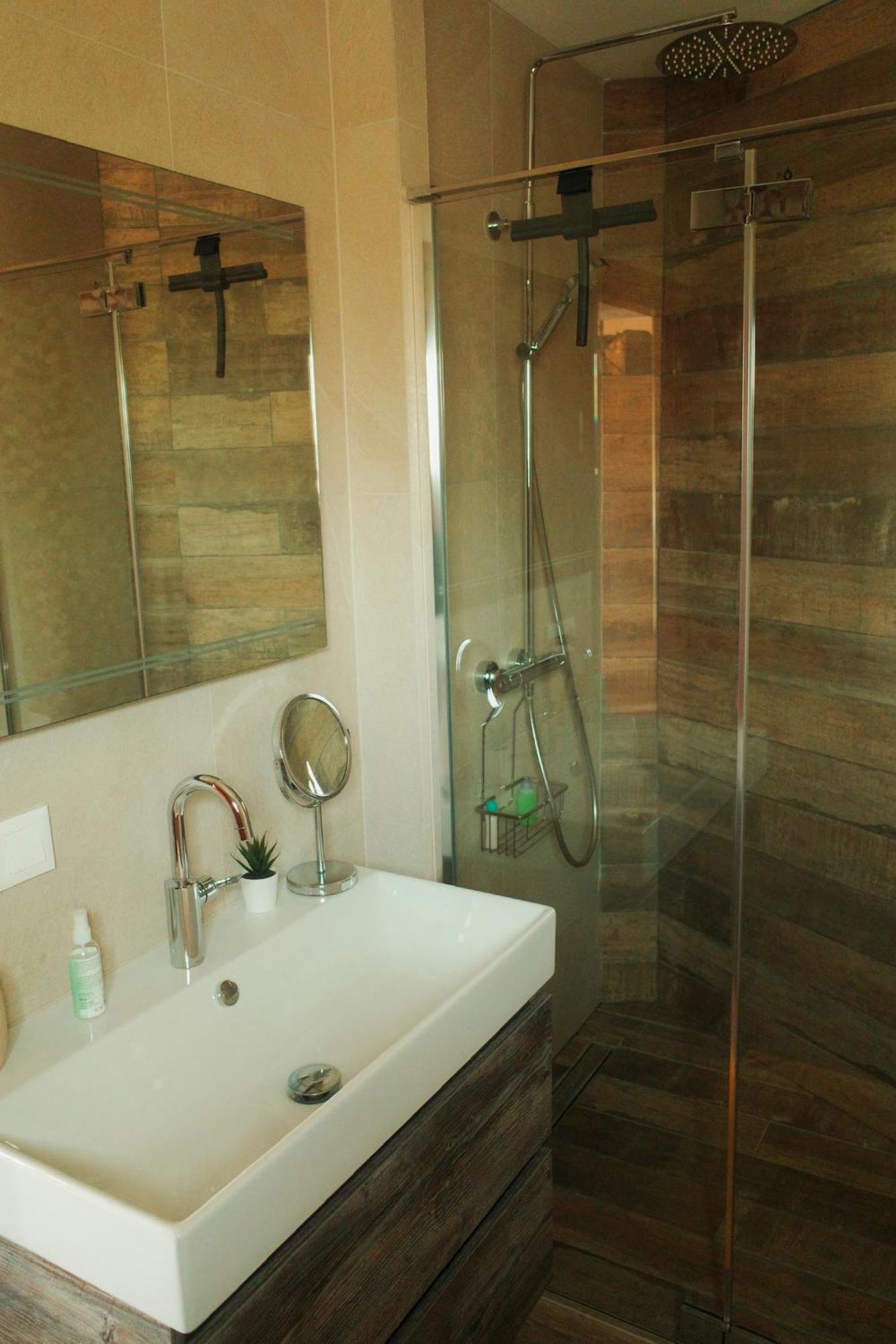 Superior Double Room,1683898927:JPEG