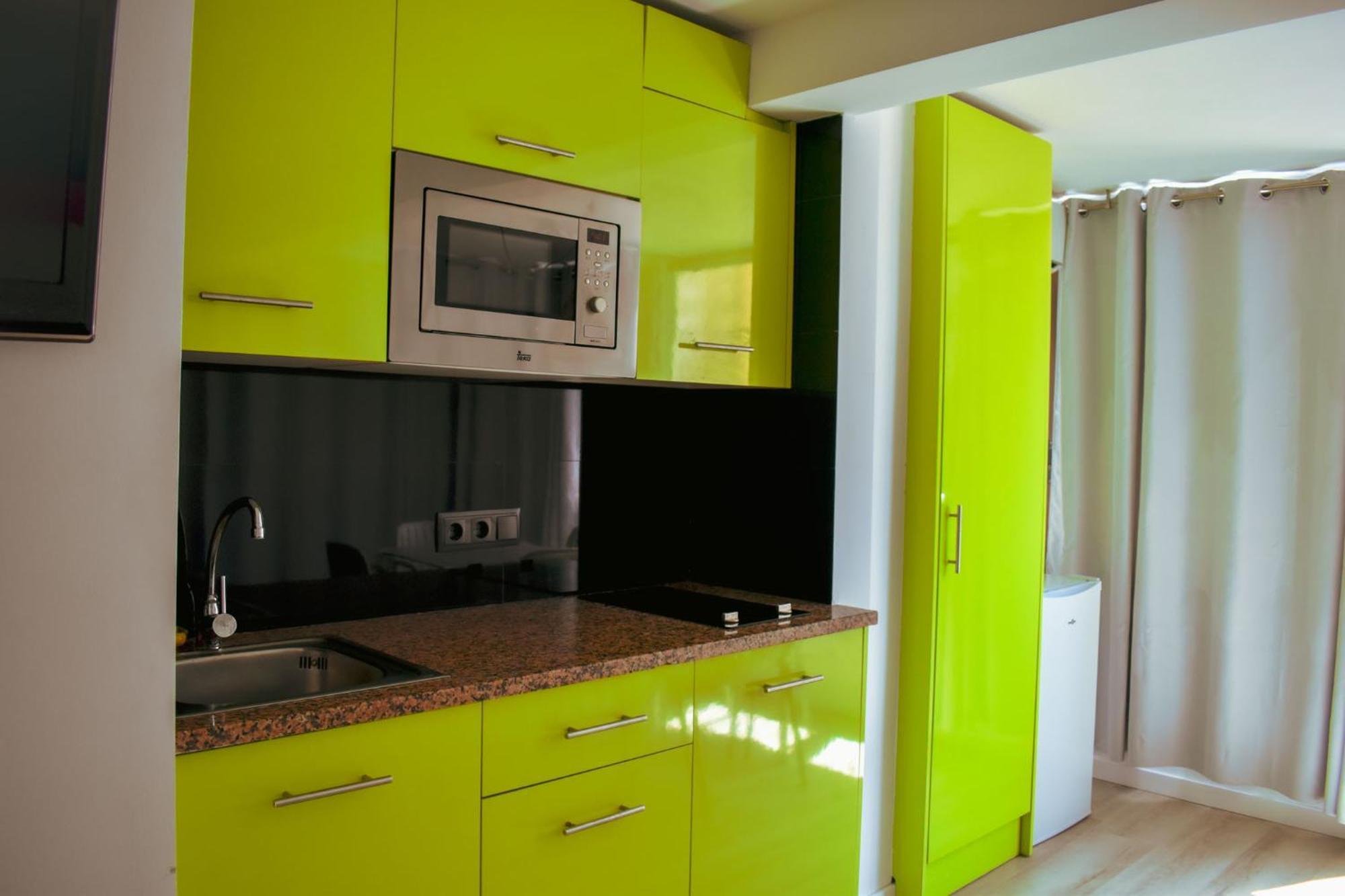 Studio Apartment