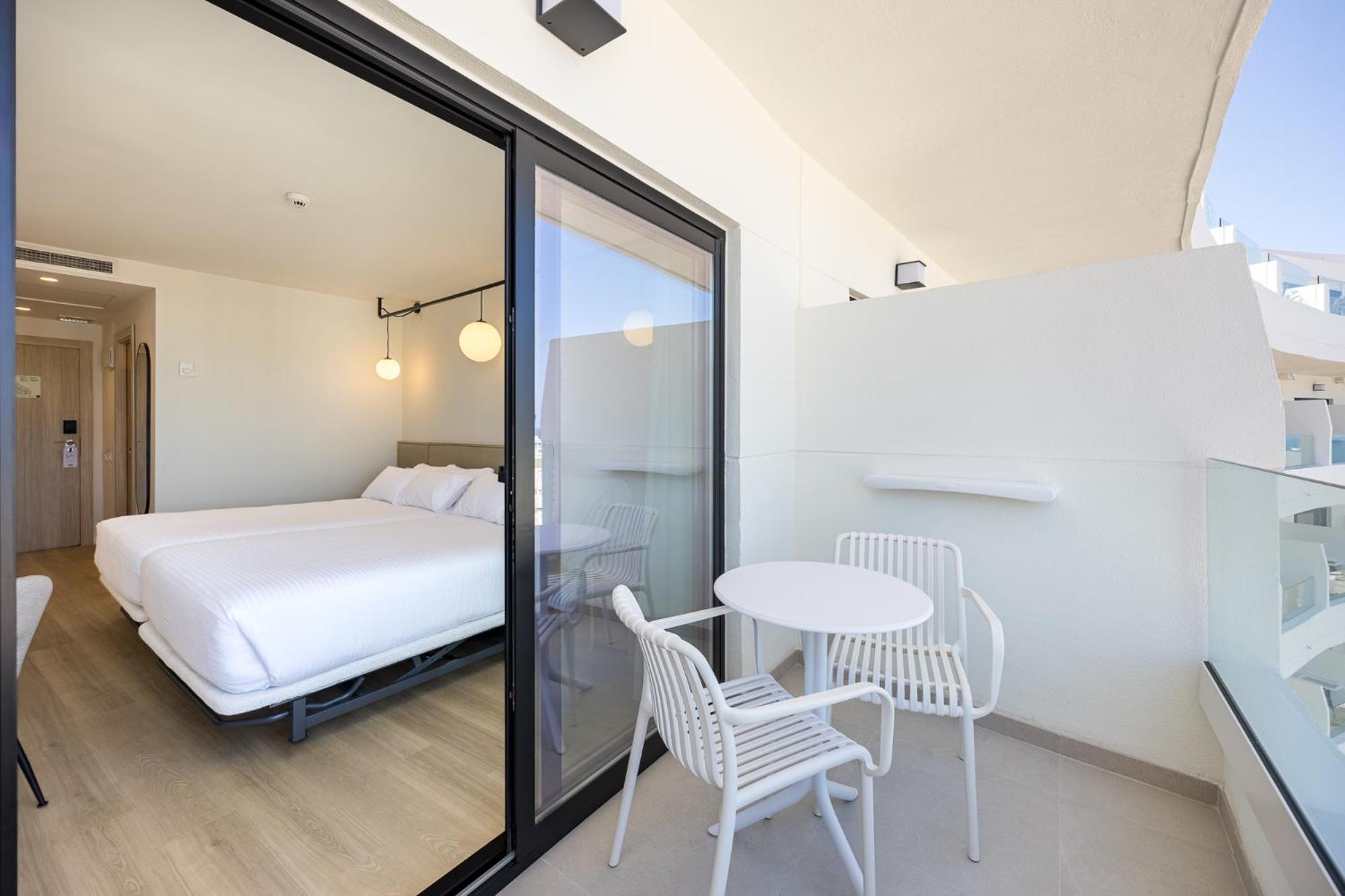 Quadruple Room,1691985111:JPEG