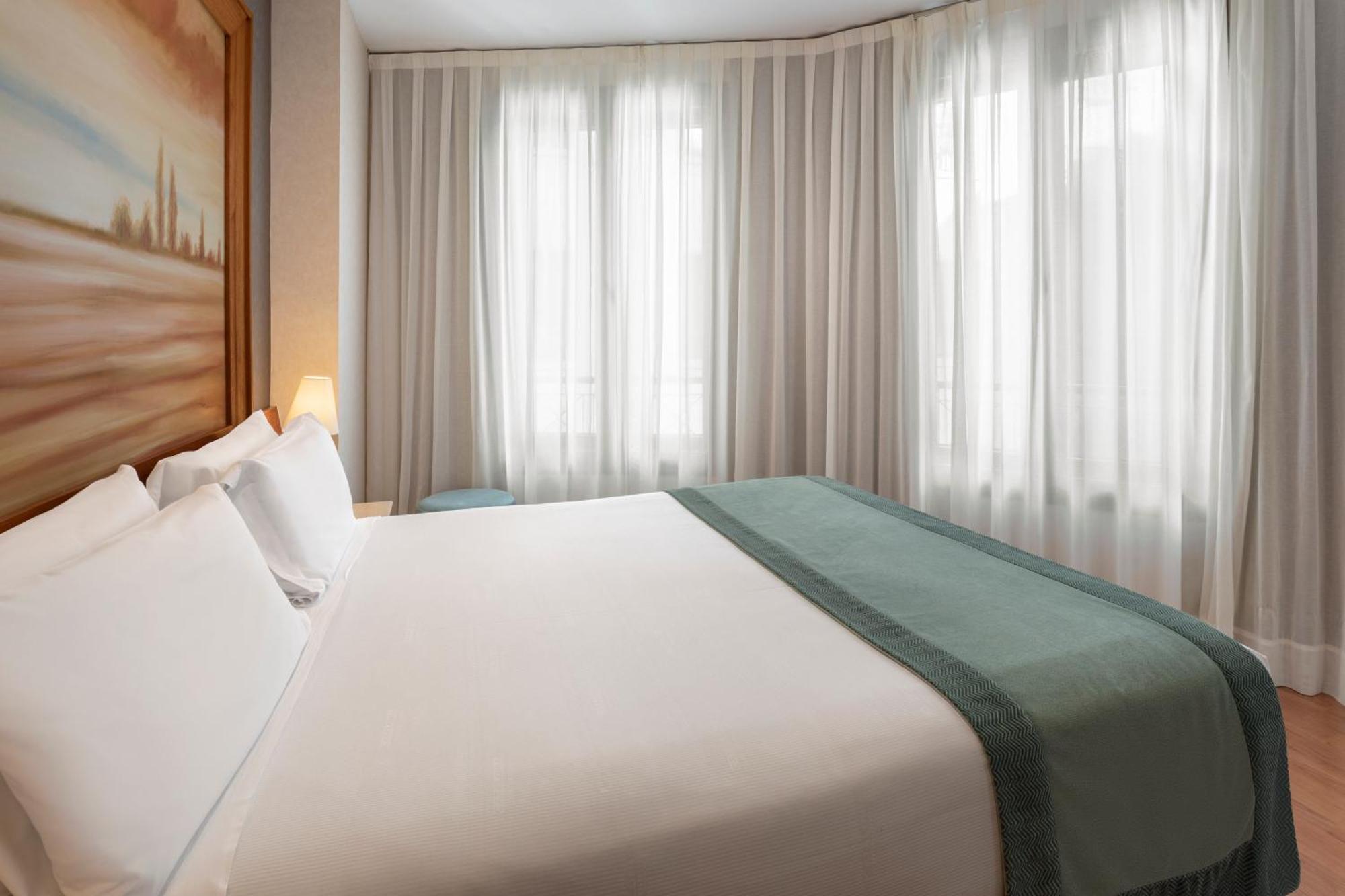 Double or Twin Room,1693273240:JPEG