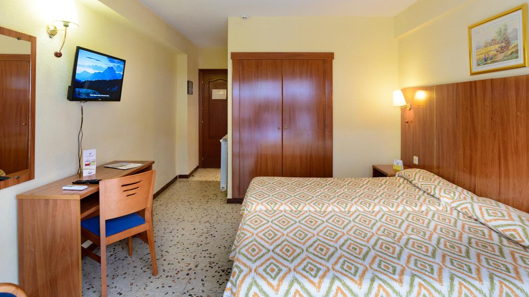Single Room Bath
