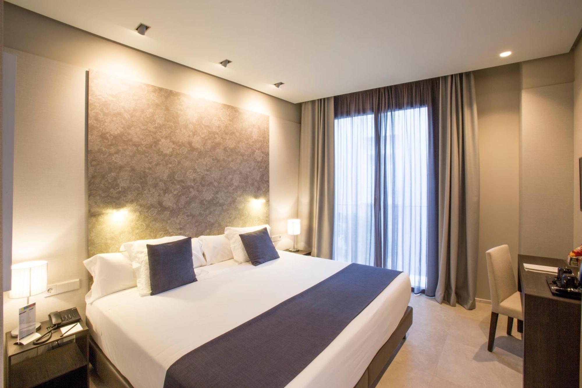 Vincci Room