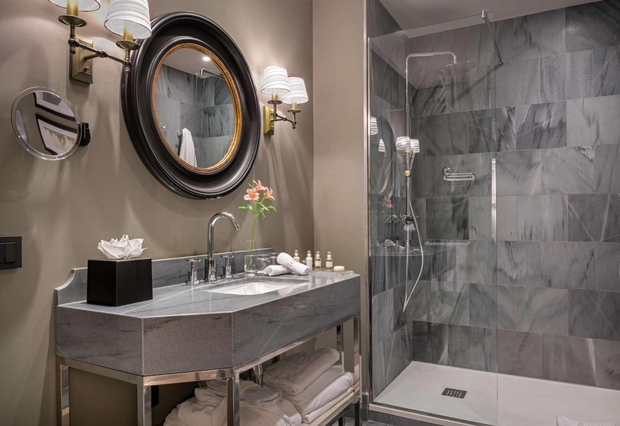 Premium Double or Twin Room,1717151429:JPEG