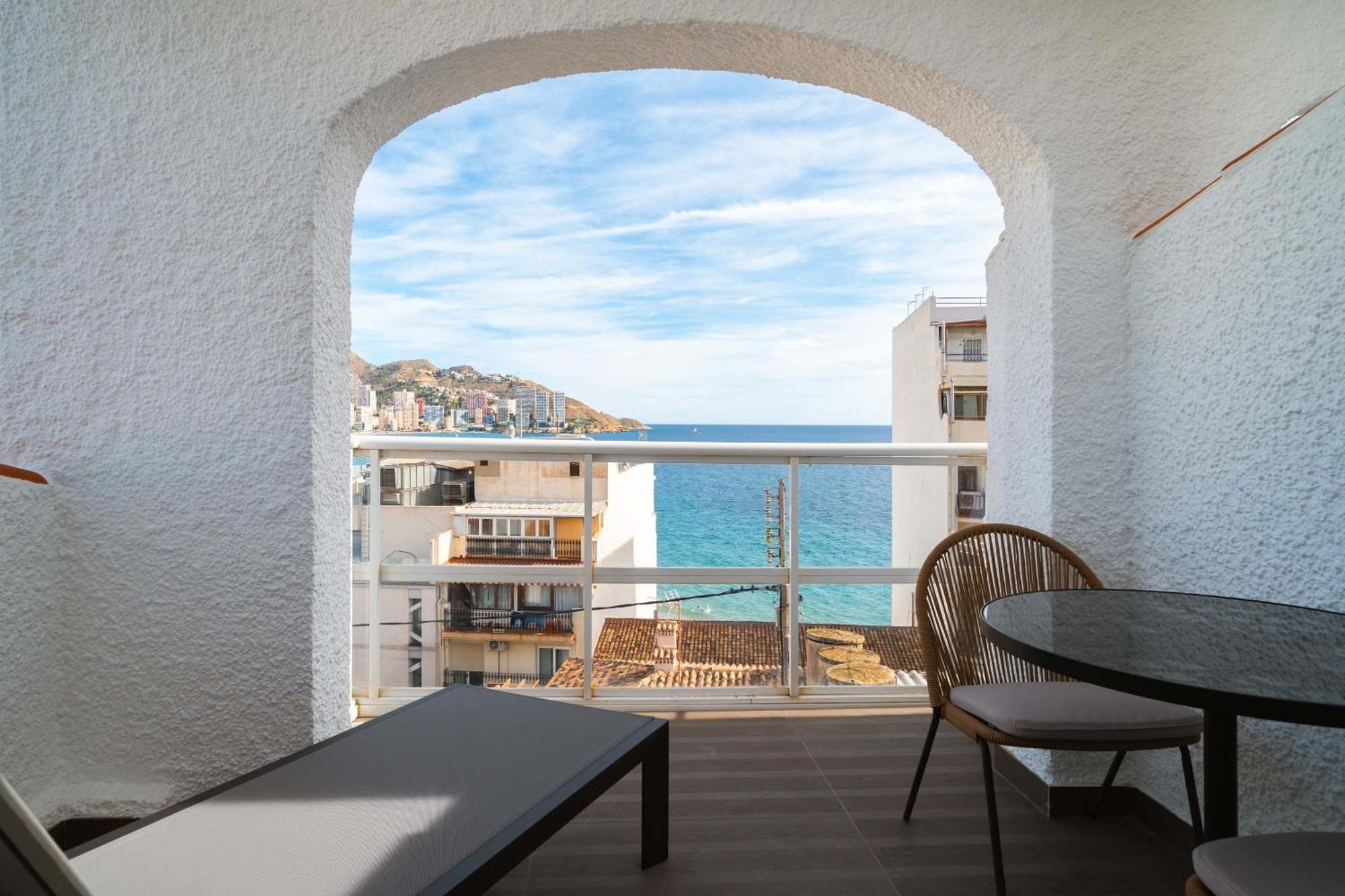 Queen Room private terrace