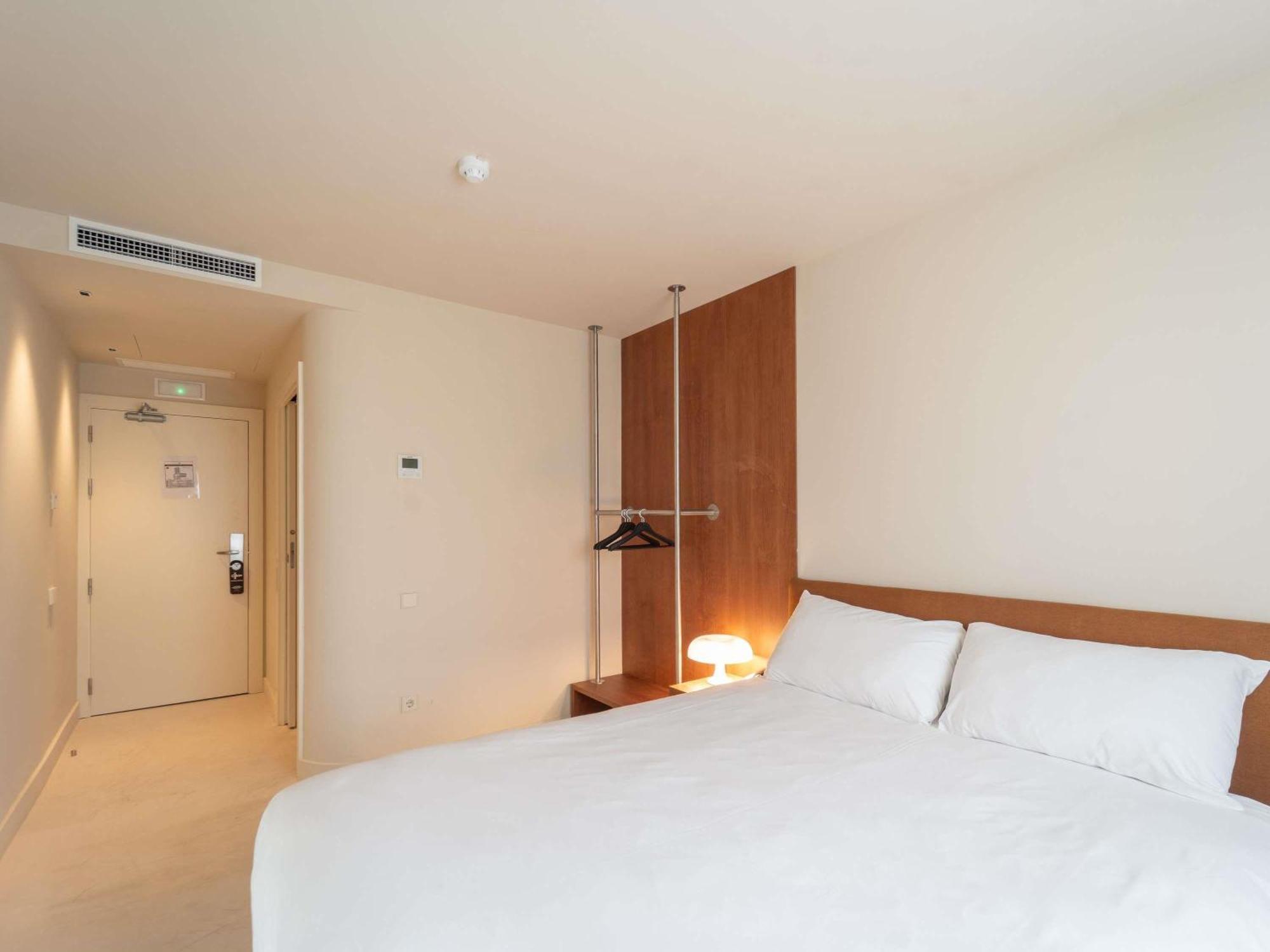 Standard Double Room Disability Access,1742695504:JPEG