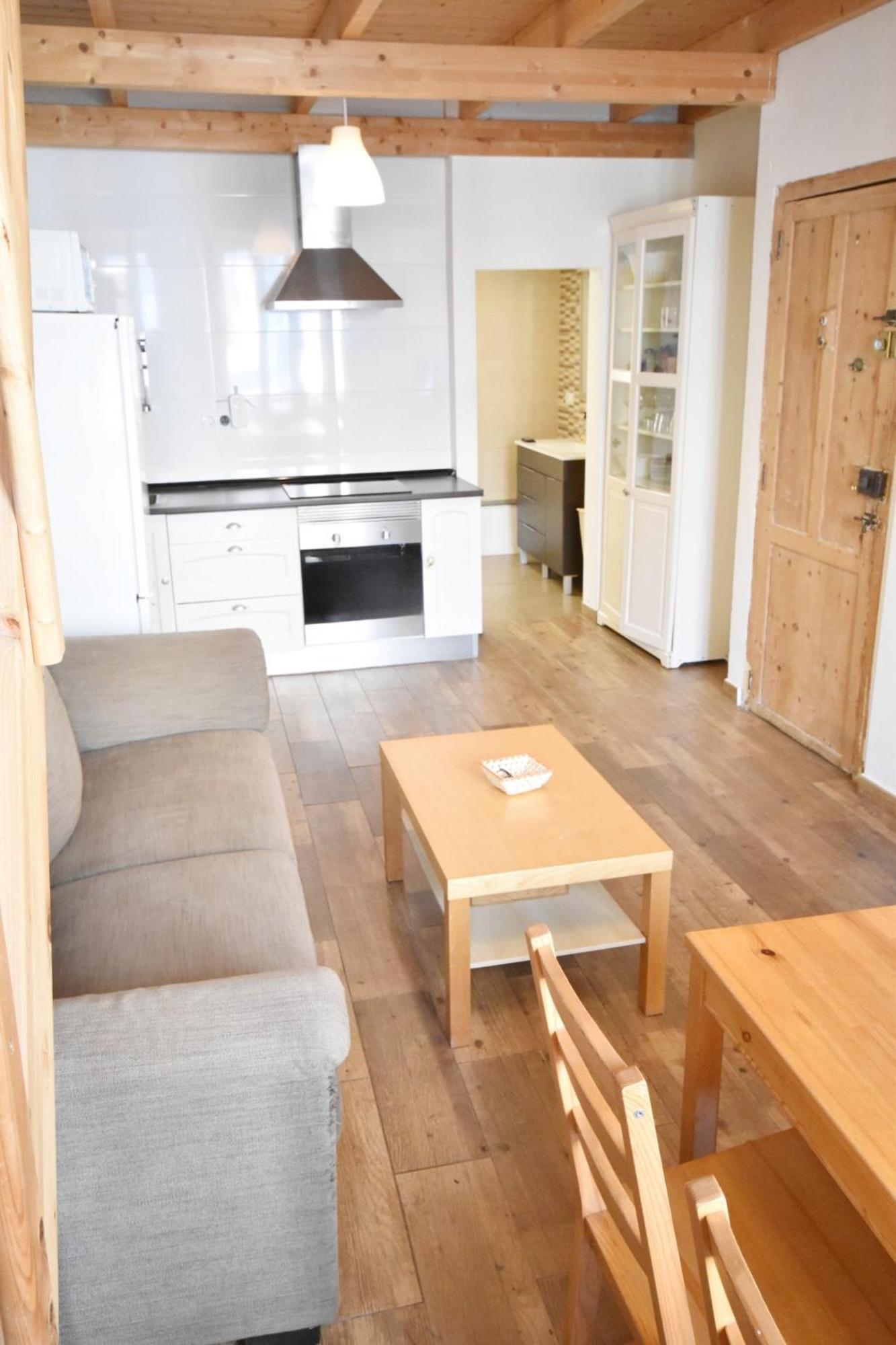 Standard Apartment,1743305821:JPEG