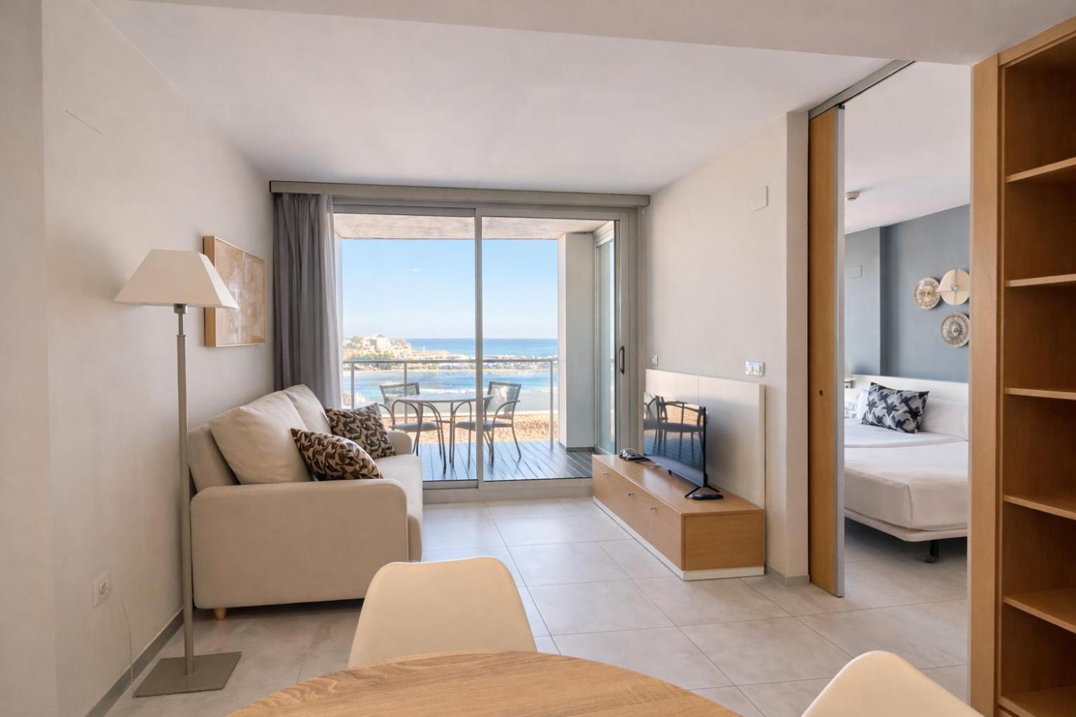 Suite with Sea View,1758289668:JPEG