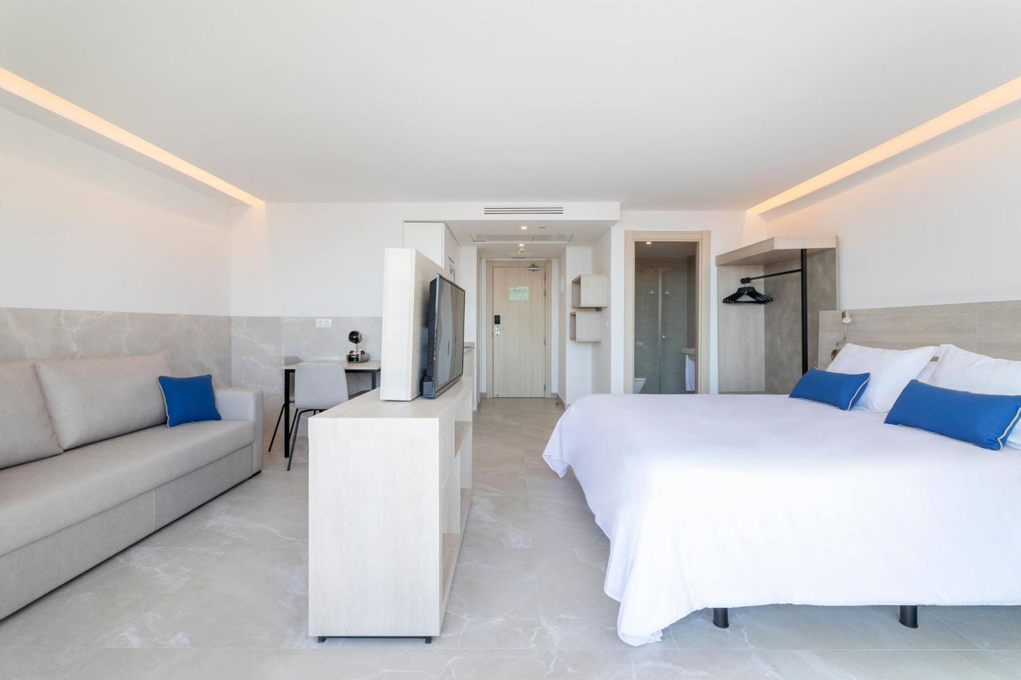 Studio Suite,1758301292:JPEG