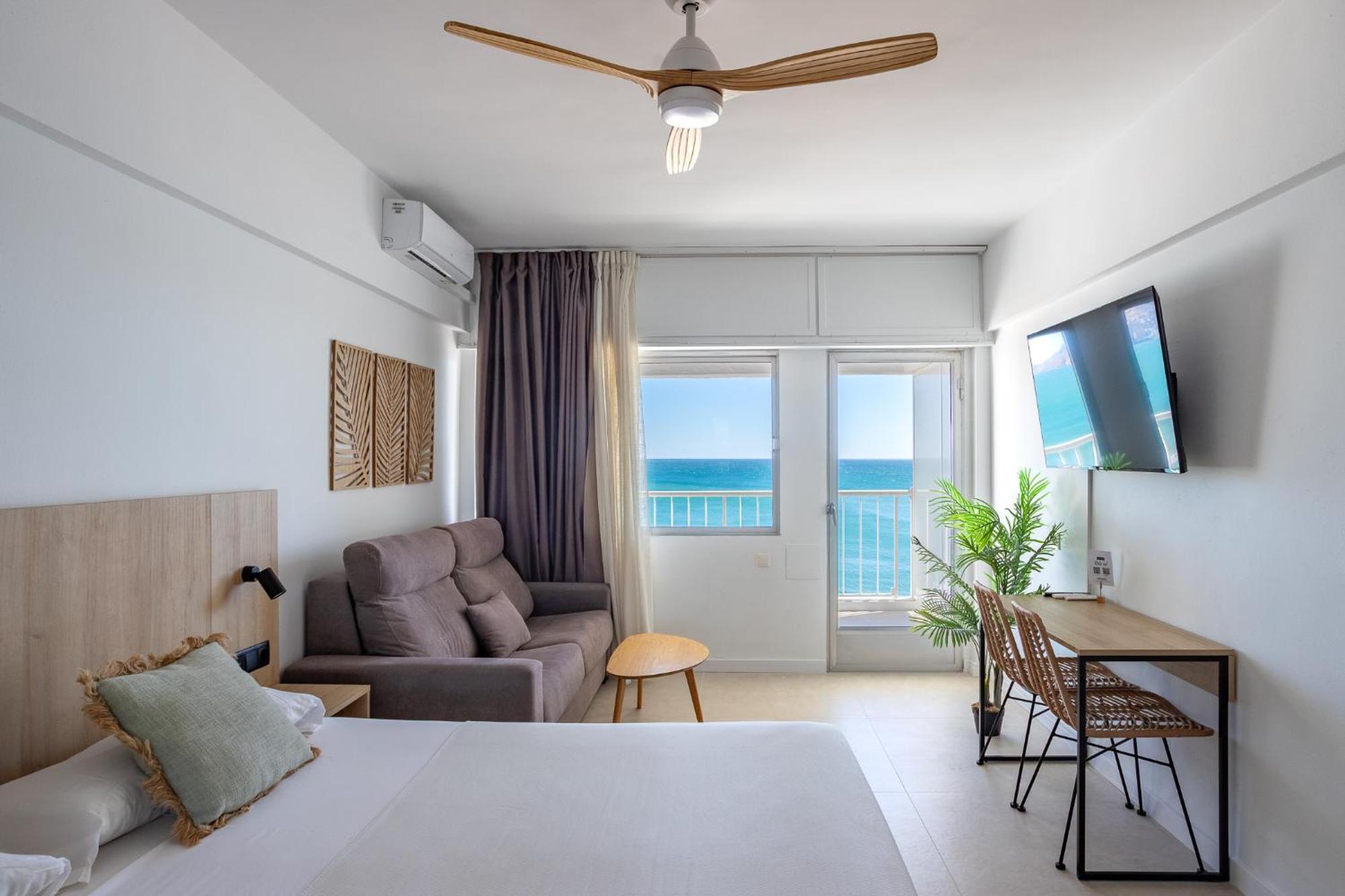 Studio Apartment Sea View Upper Floor