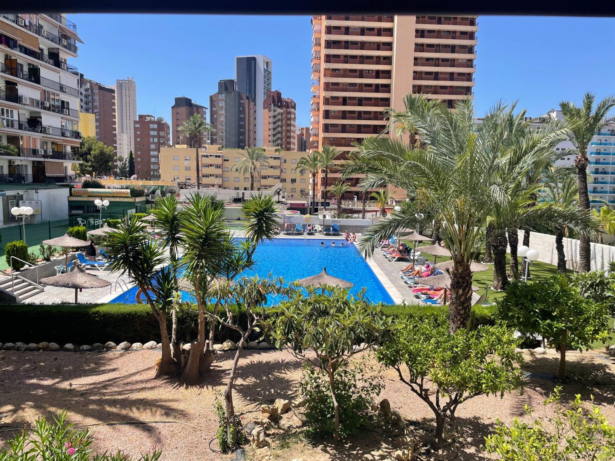 One-Bedroom Apartment Pool View