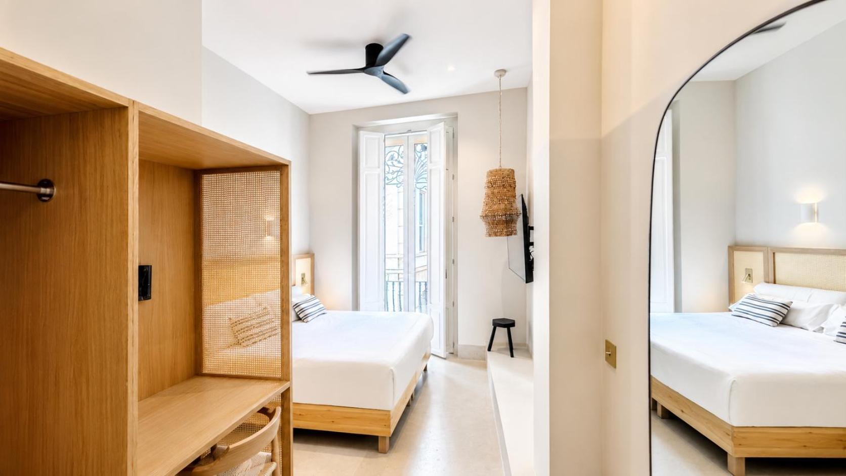 Deluxe Double Room with Balcony