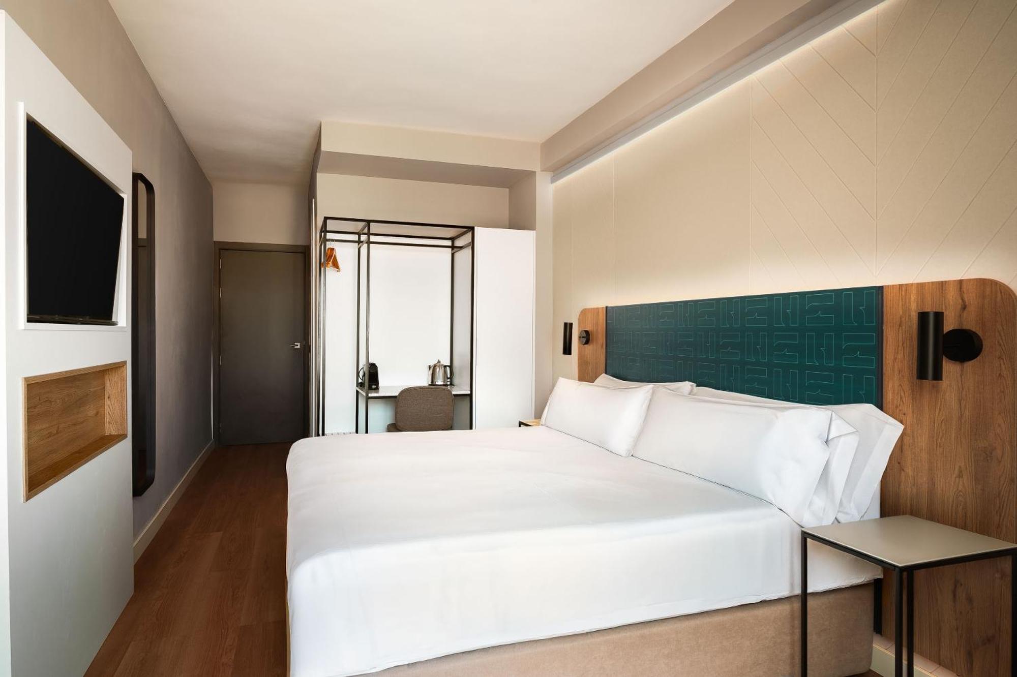 Queen Room balcony