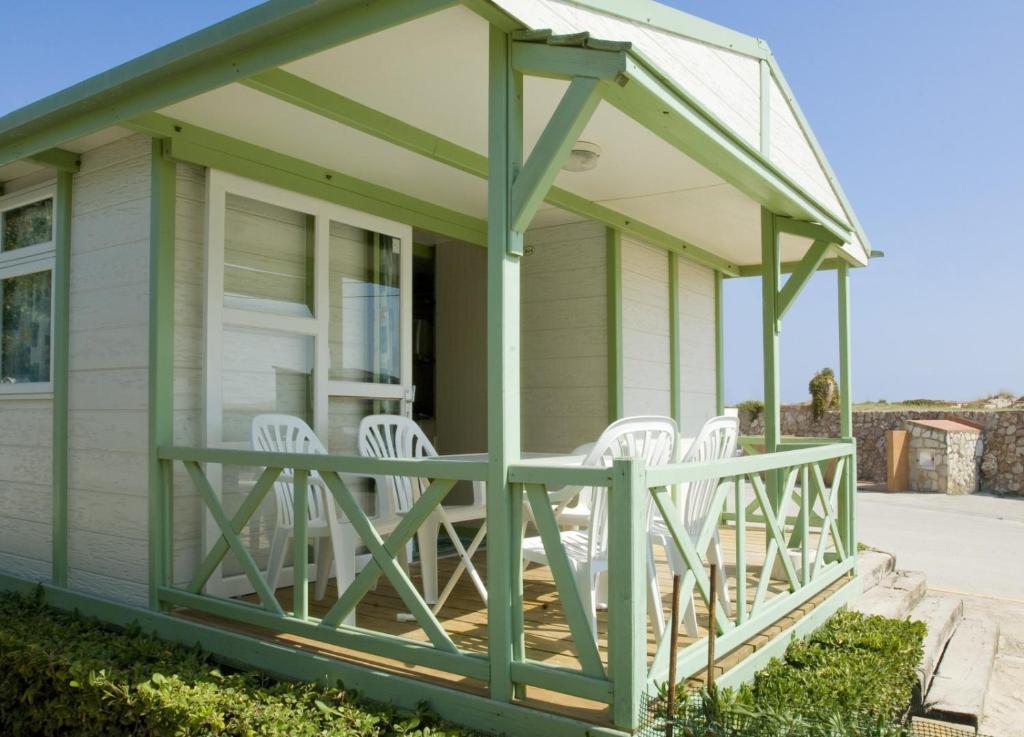 Two-Bedroom House,20654097:JPEG