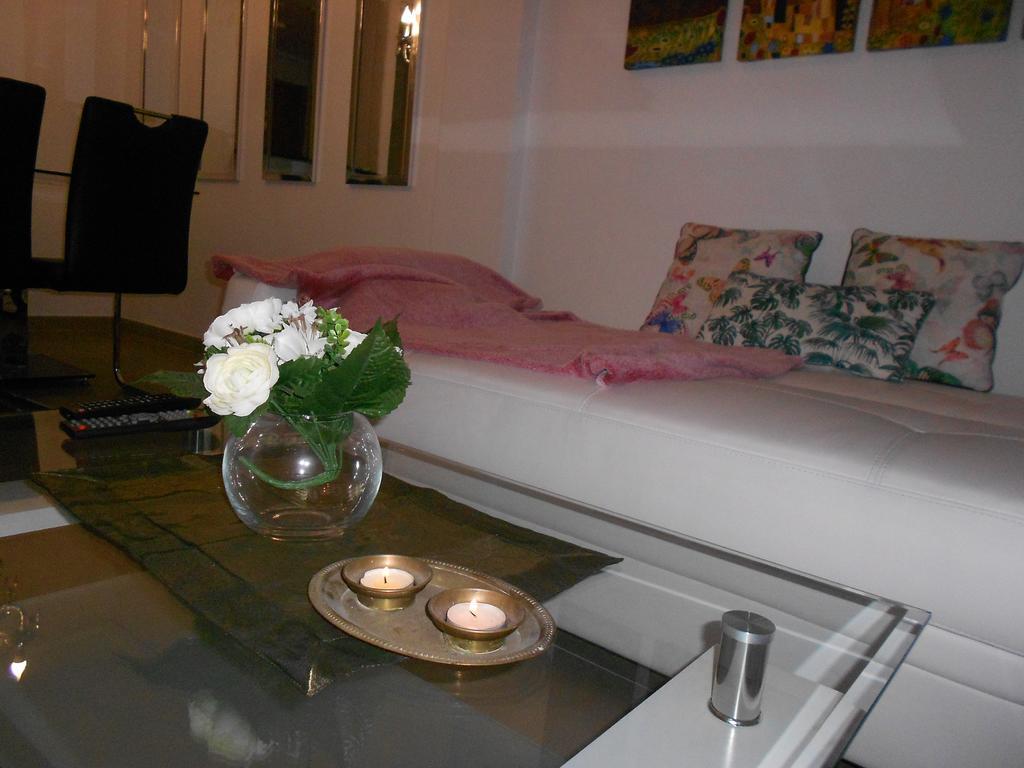 One-Bedroom Apartment,170539251:JPEG