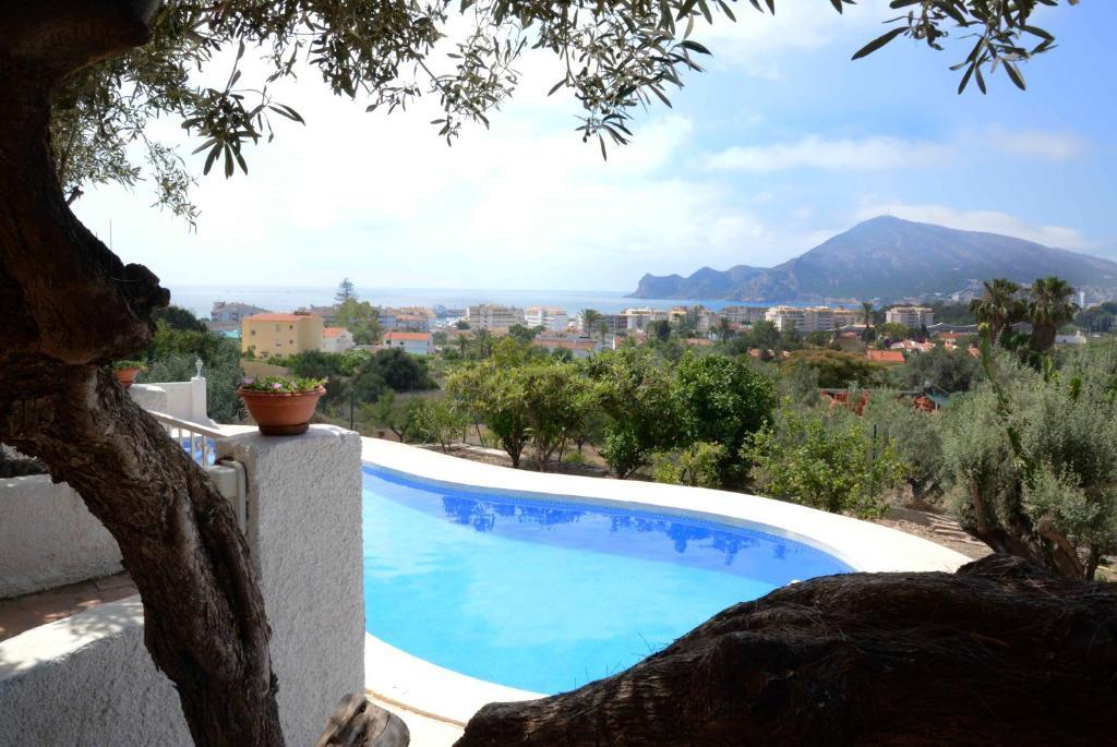 Four-Bedroom Villa,38275585:JPEG