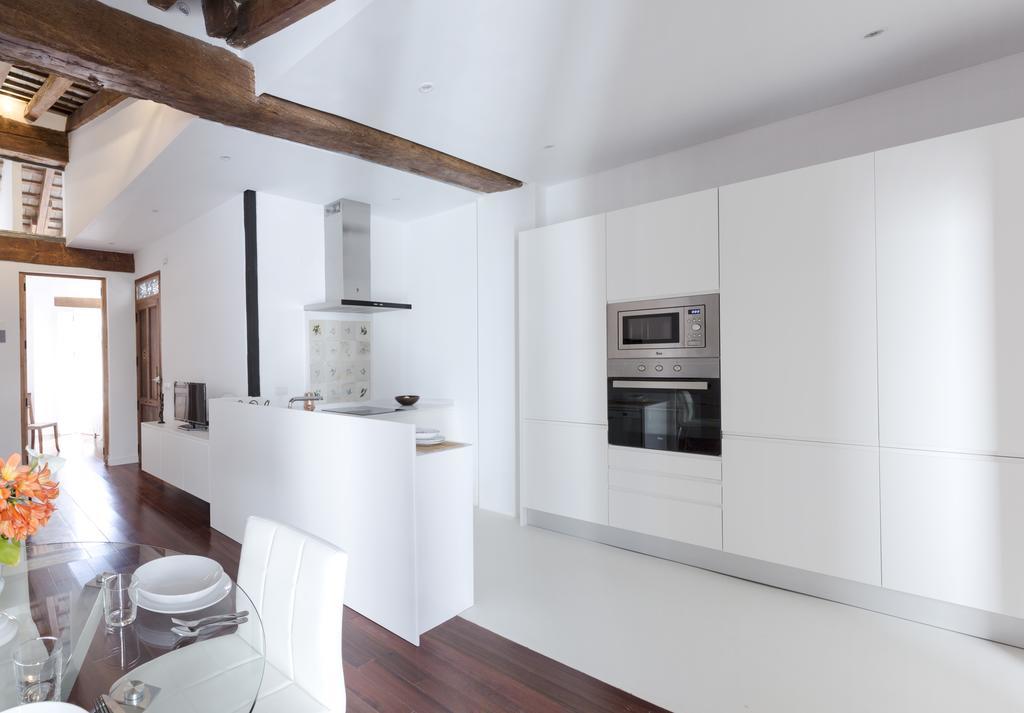 Penthouse Apartment,631676616:JPEG