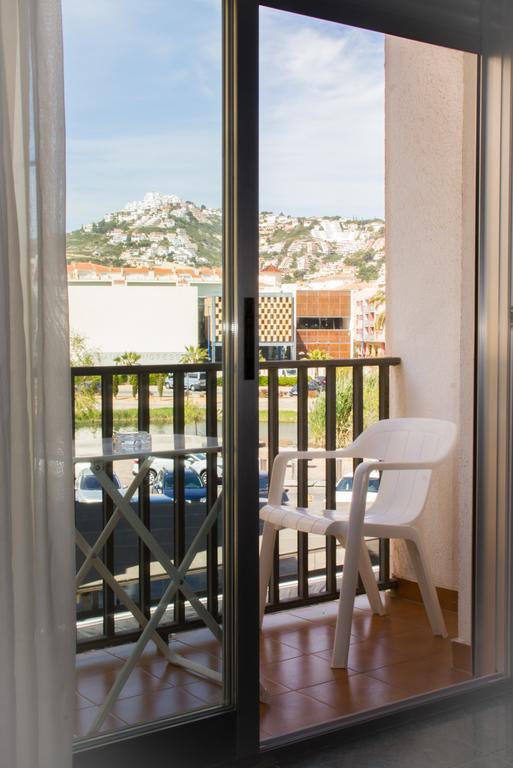 Double Room with Balcony,399698496:JPEG