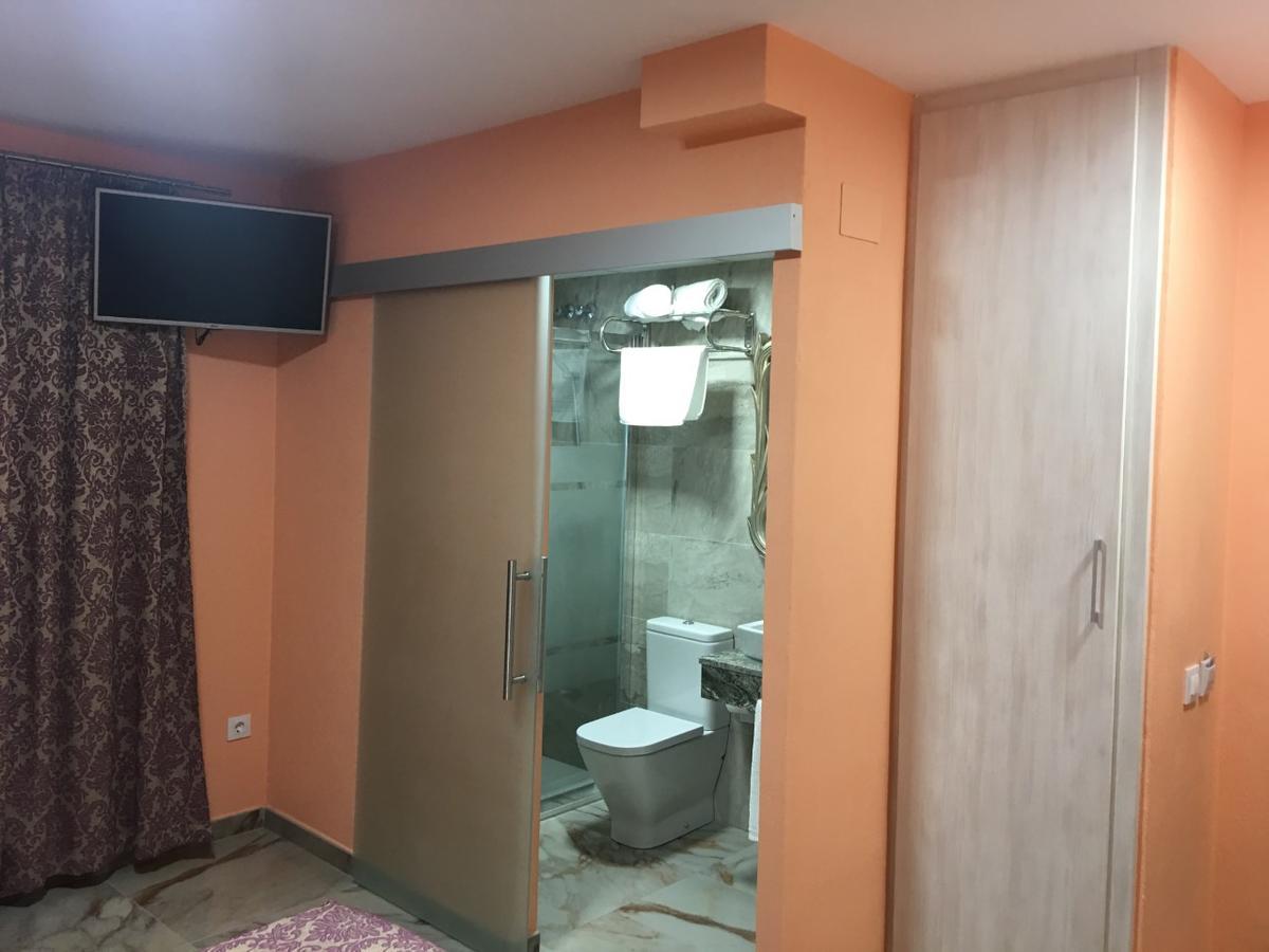Deluxe Double Room Balcony,566955894:JPEG