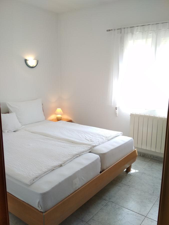 Studio Terrace,739039417:JPEG