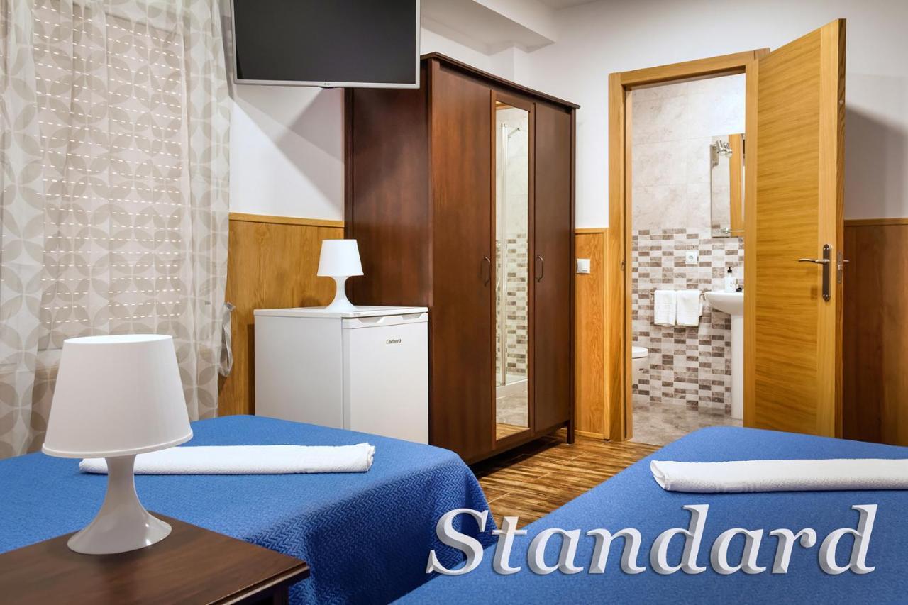 Double or Twin Room,750431903:JPEG
