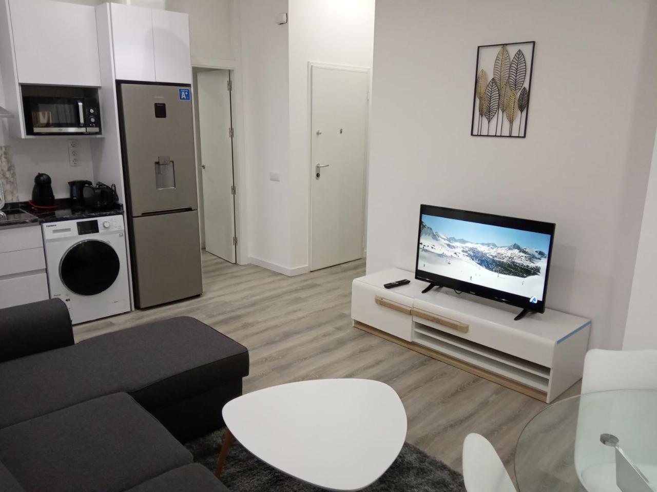 Two-Bedroom Apartment,764214262:JPEG