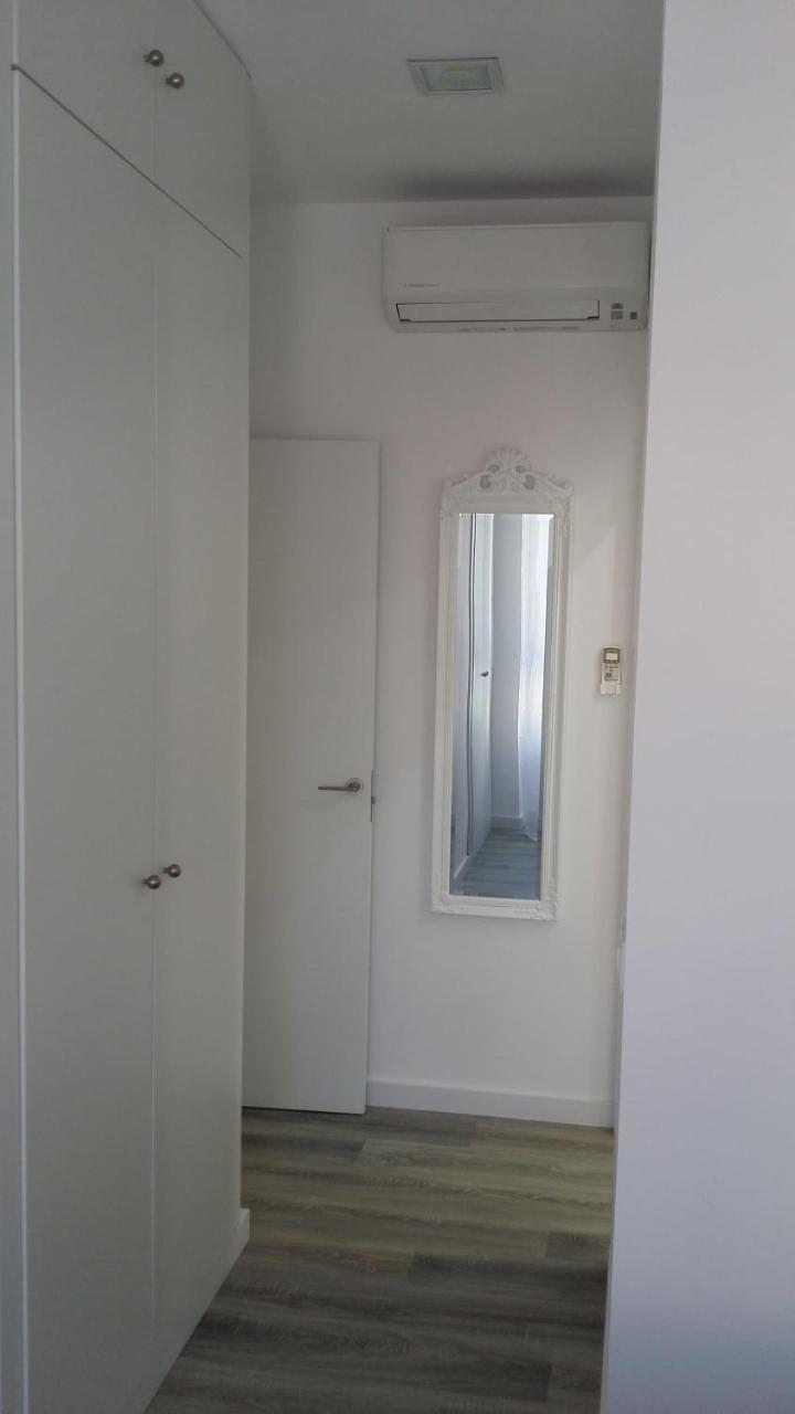 Apartment,784140225:JPEG