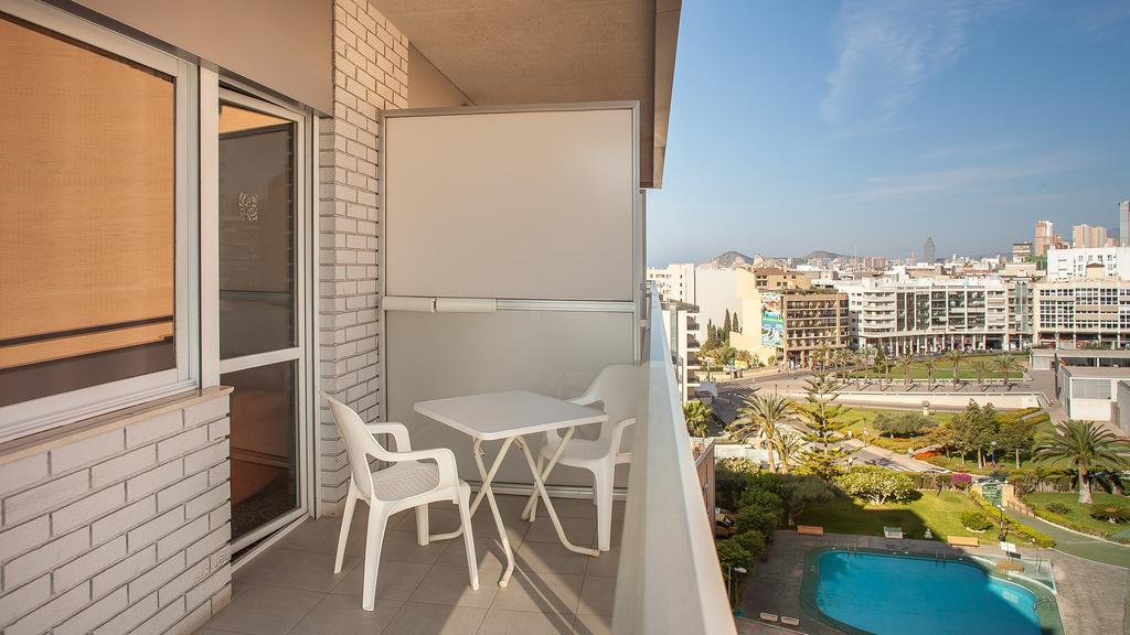 Quarto Individual com Terraço