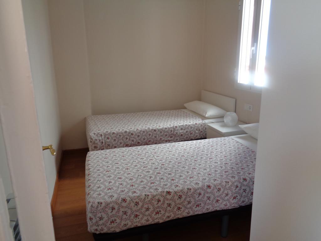 Three-Bedroom Apartment,1498774312:JPEG