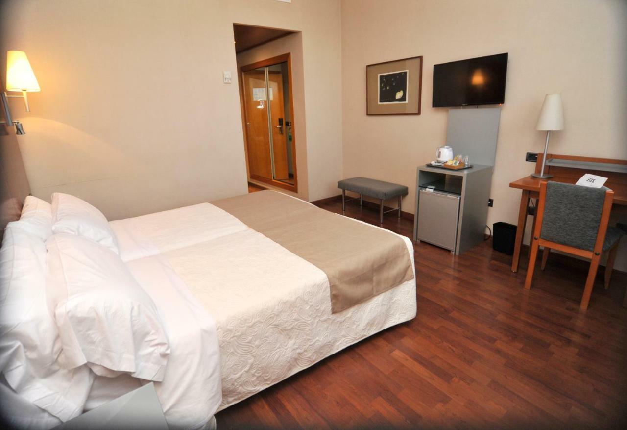 Deluxe Twin Room,795257973:JPEG