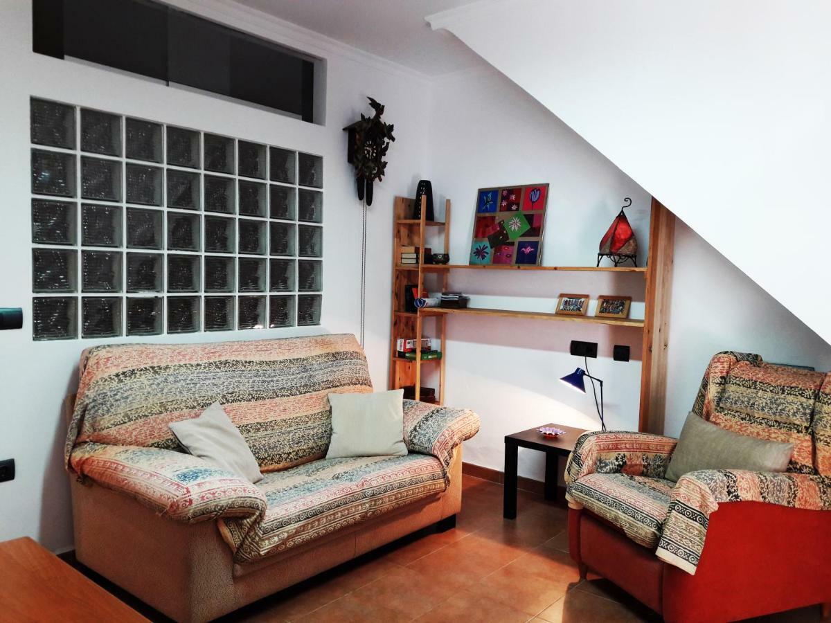 Two-Bedroom House,855724241:JPEG