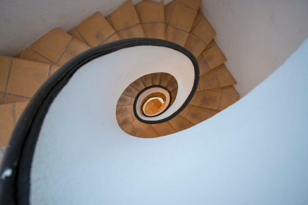 One-Bedroom Apartment,859279874:JPEG