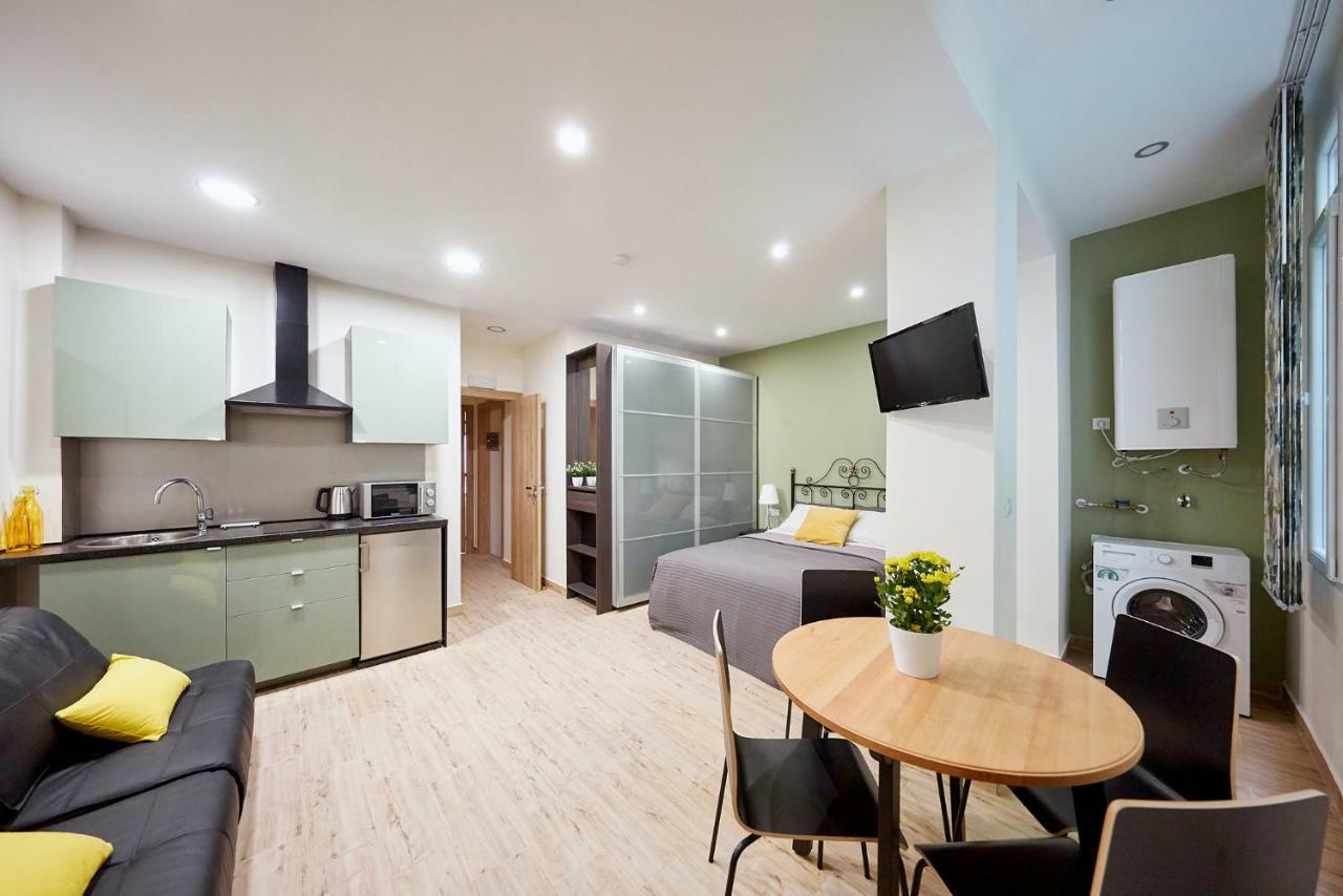 Studio Apartment