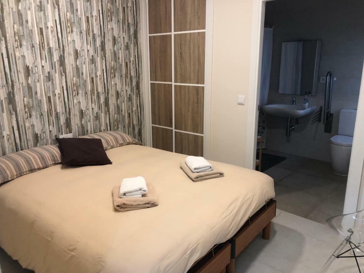 Four-Bedroom House,858015125:JPEG