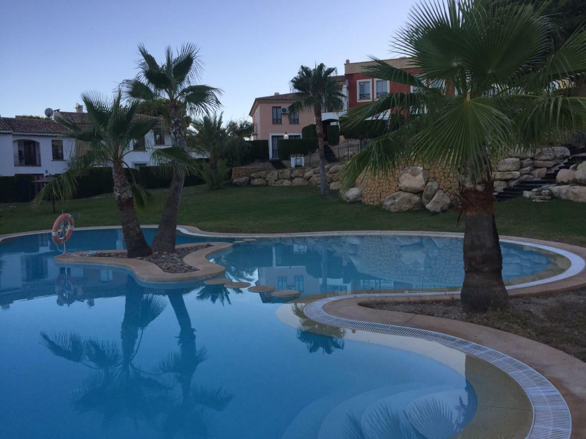 Holiday Home,1126603158:JPEG