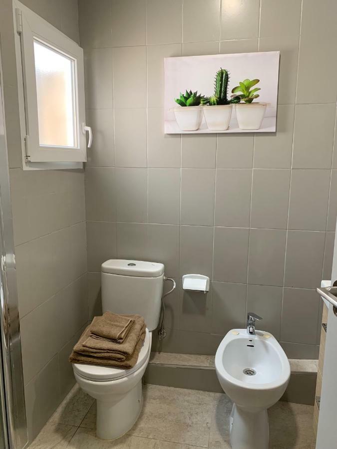 Single Room Shared Terrace