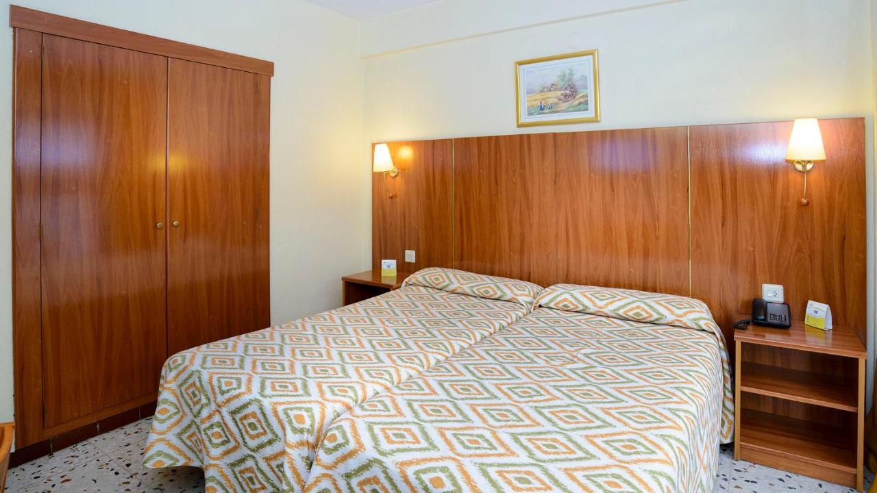 Single Room Bath