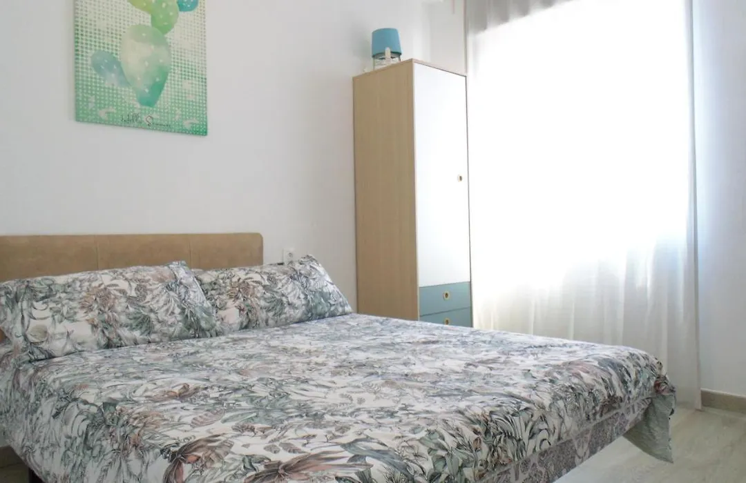 Apartamento En Centro A 150M Del Mar Apolo B-1