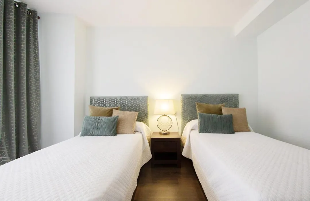 Luxury New Apartment City Centre & Beach, Alicante-1