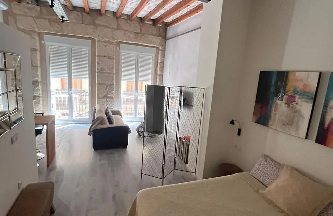 Beautiful Loft In Old Town-1