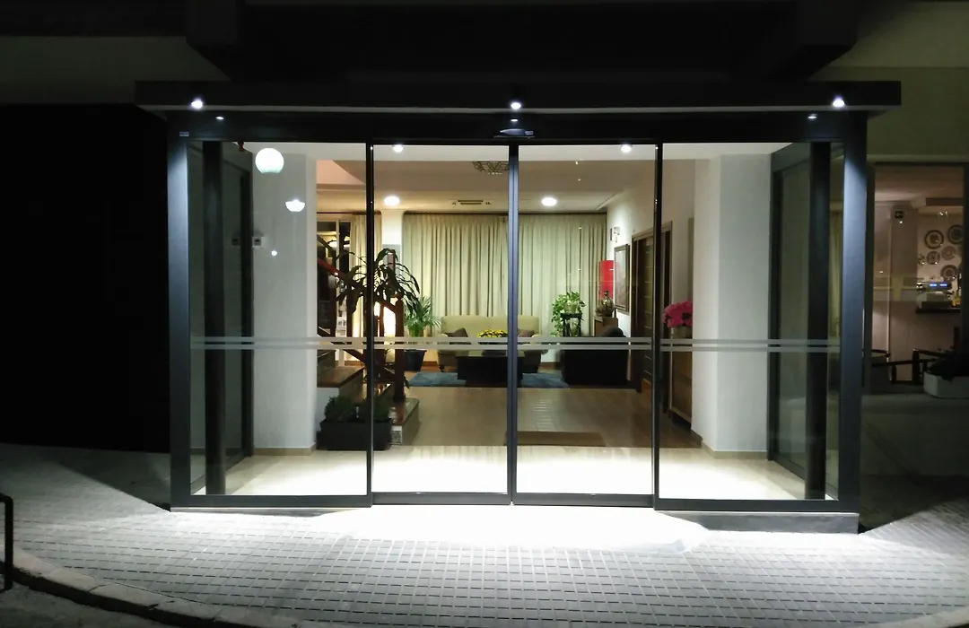Hotel Tramontana-1