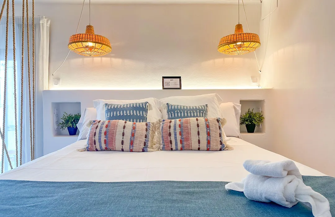 Moona Hostal Altea-1