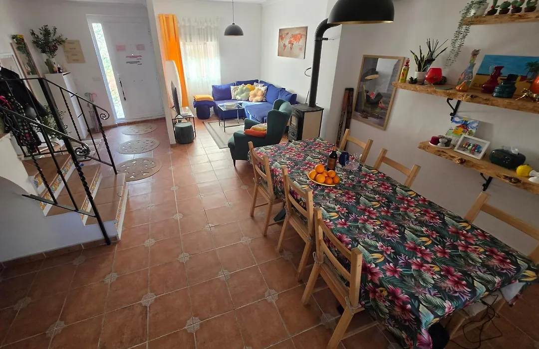 Holiday House - Casa De Monica-1