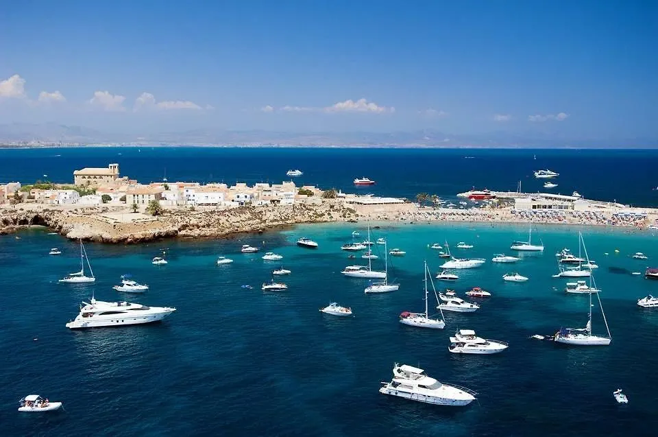 Hostal Nueva Tabarca-1