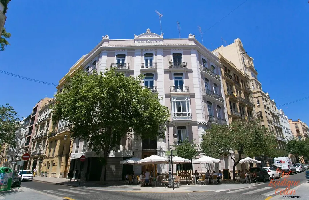 The Art Boutique Colon-1