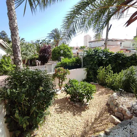 Villa Con Piscina A Un Paso De La Playa-2