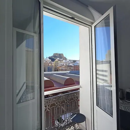 Room With Private Bathroom And Balcony Nearby The Mercado Central, Center And Beach-3